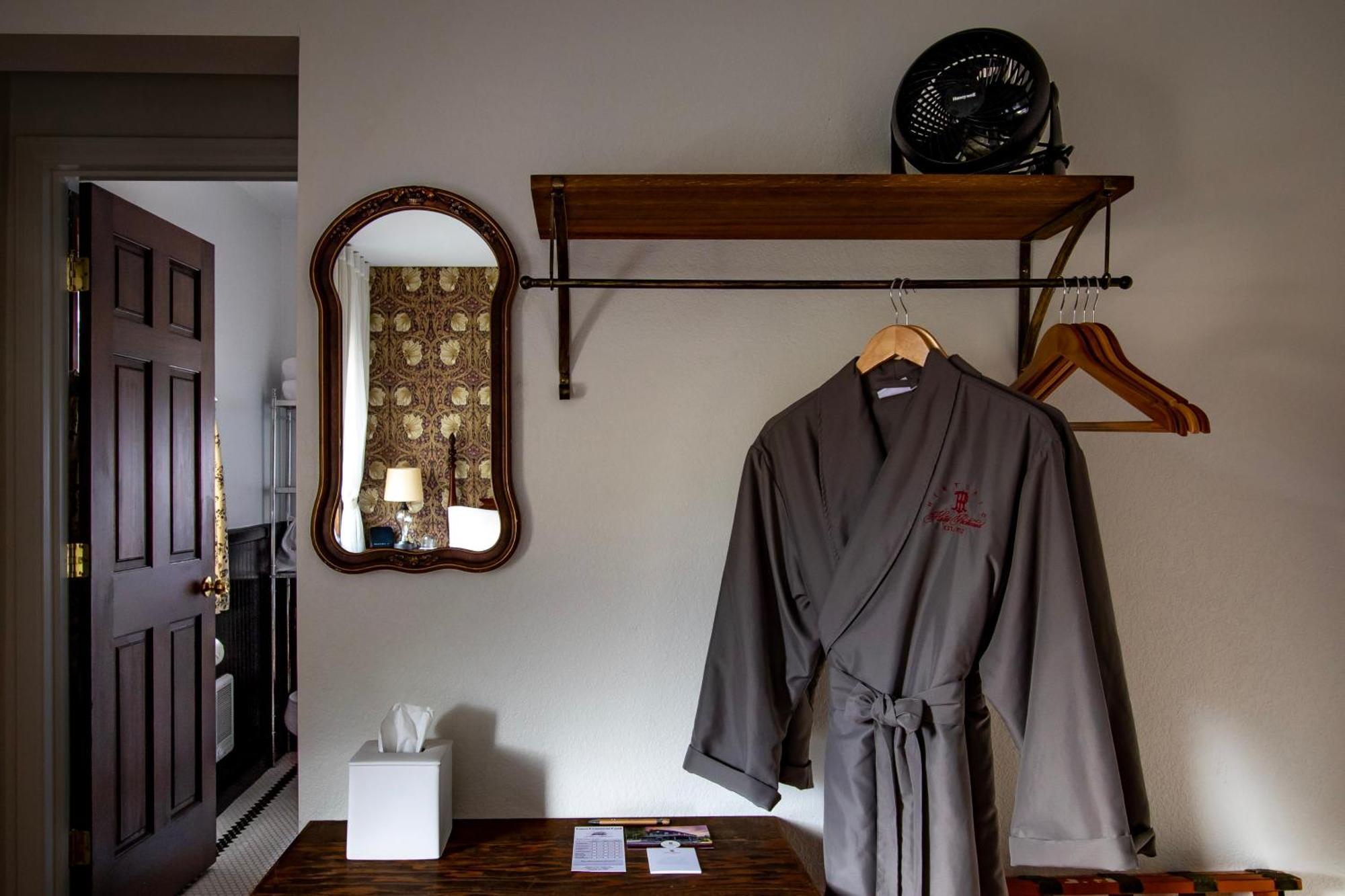 Historic Hotel Packwood Luaran gambar